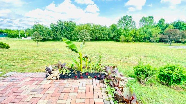 2185 Almaville Rd, Smyrna, TN 37167