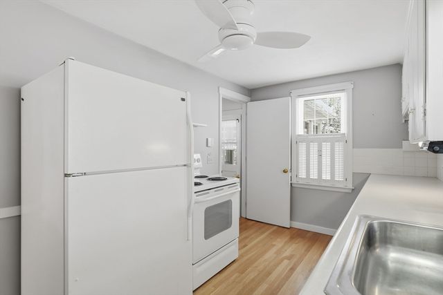 44 Amanda Street, Springfield, MA 01118