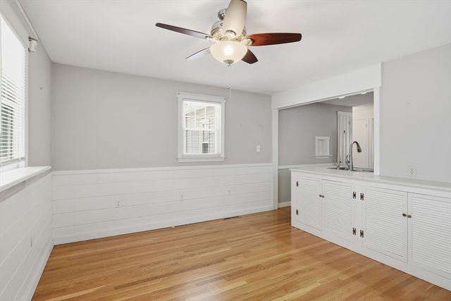 44 Amanda Street, Springfield, MA 01118