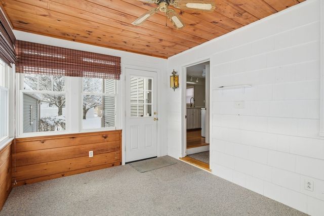 44 Amanda Street, Springfield, MA 01118