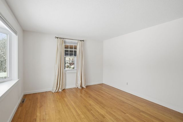 44 Amanda Street, Springfield, MA 01118