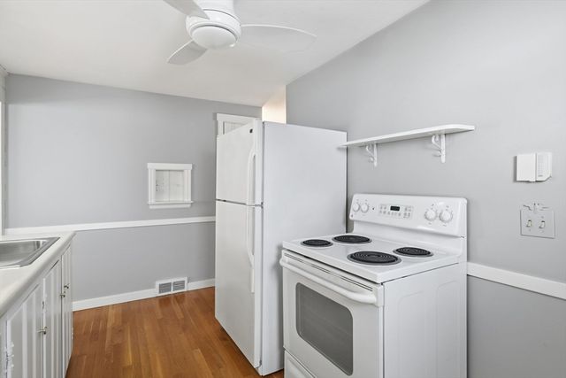 44 Amanda Street, Springfield, MA 01118