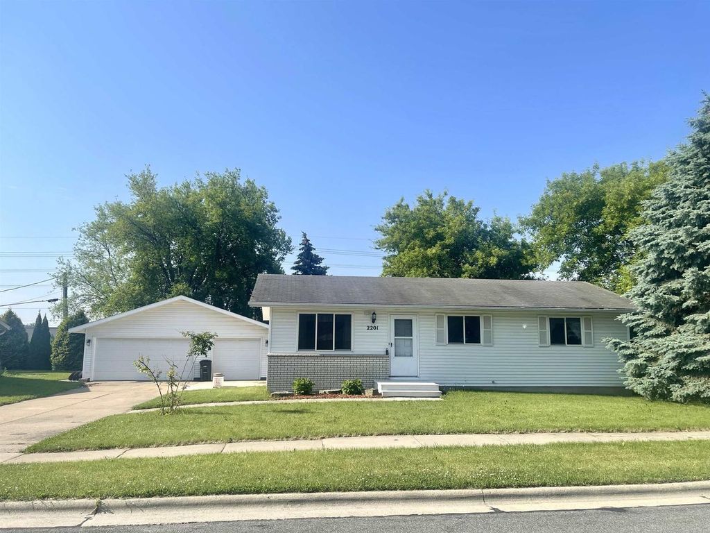 2201 JOYCE STREET, Kaukauna, WI 54130