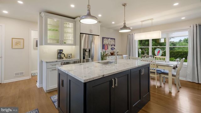 202 FRONT ST, Feasterville Trevose, PA 19053