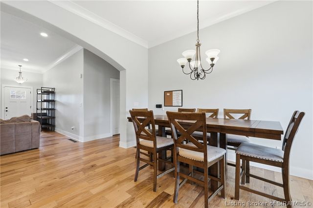 3418 Royal Lake Drive, Floyds Knobs, IN 47119