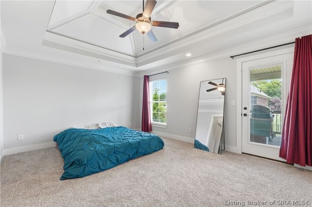 3418 Royal Lake Drive, Floyds Knobs, IN 47119