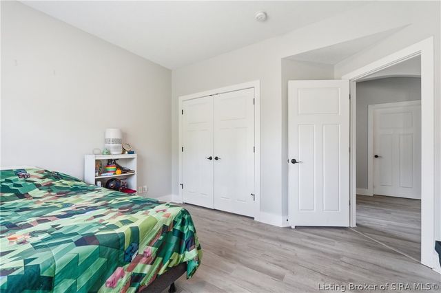 3418 Royal Lake Drive, Floyds Knobs, IN 47119