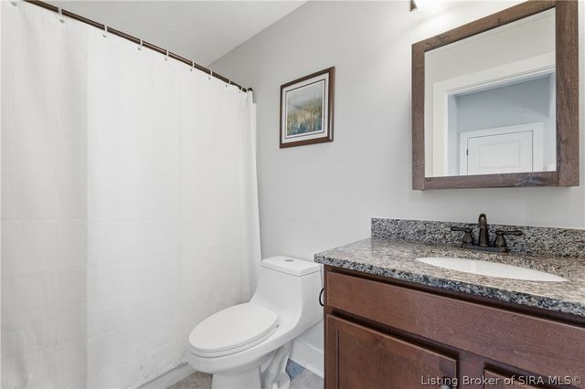 3418 Royal Lake Drive, Floyds Knobs, IN 47119