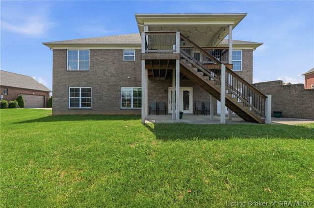 3418 Royal Lake Drive, Floyds Knobs, IN 47119