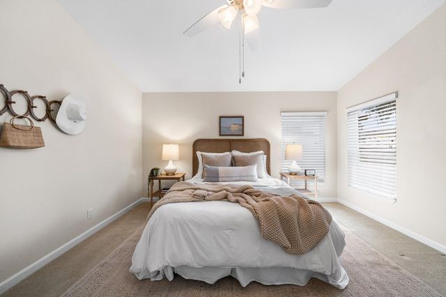 998 38th Avenue 9, Santa Cruz, CA 95062