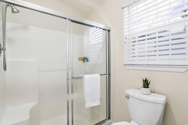 998 38th Avenue 9, Santa Cruz, CA 95062