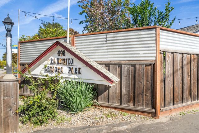 998 38th Avenue 9, Santa Cruz, CA 95062