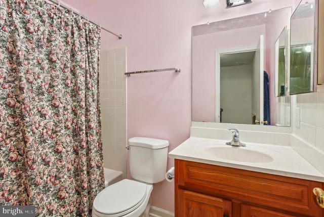 11613 BROOKWAY CT, Woodbridge, VA 22192