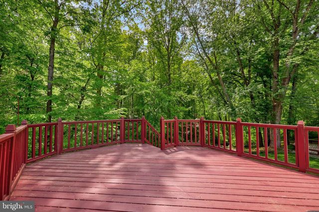 11613 BROOKWAY CT, Woodbridge, VA 22192