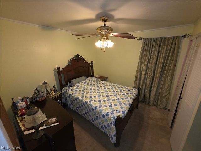 531 Robinwood Avenue, Sheffield Lake, OH 44054