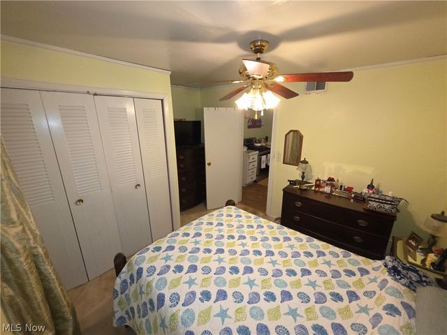 531 Robinwood Avenue, Sheffield Lake, OH 44054