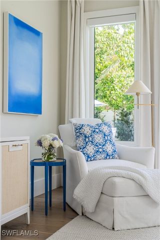 680 Wedge DR, Naples, FL 34103