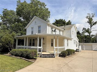 85 Maple Drive, Hudson, OH 44236