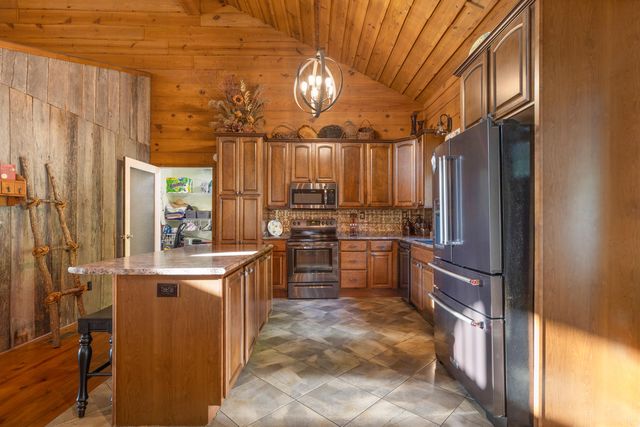 250 Outlet Road SE, Cleveland, TN 37323
