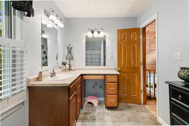 250 Outlet Road SE, Cleveland, TN 37323