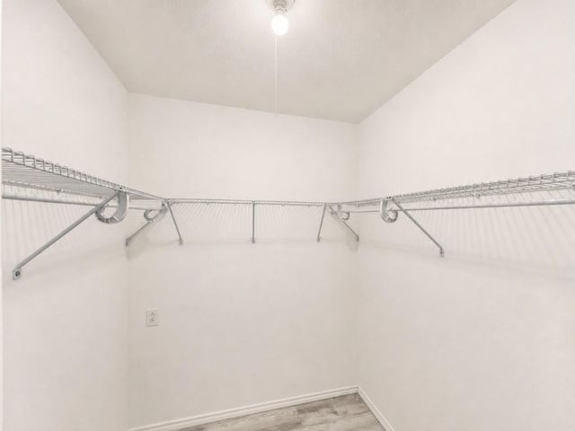70 Legend Road, Benbrook, TX 76132