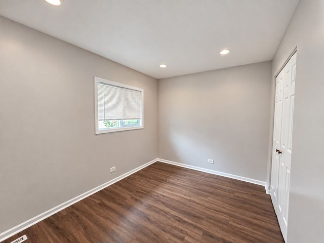 18660 W Pamela Place, Gurnee, IL 60031