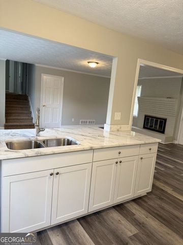 3990 Hwy 92 Highway, Acworth, GA 30102