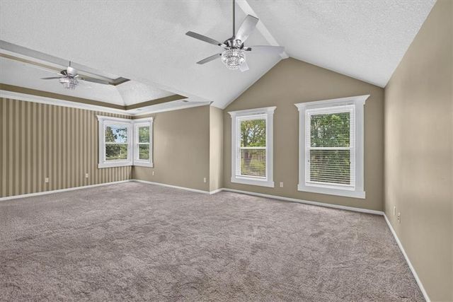 7903 W 129th Terrace, Overland Park, KS 66213