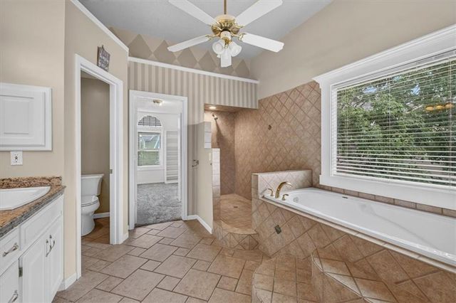 7903 W 129th Terrace, Overland Park, KS 66213