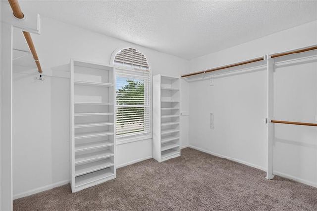 7903 W 129th Terrace, Overland Park, KS 66213