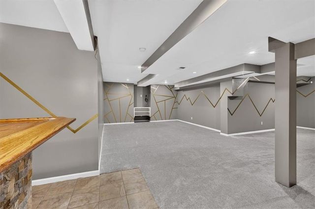 7903 W 129th Terrace, Overland Park, KS 66213