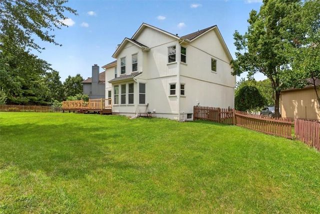 7903 W 129th Terrace, Overland Park, KS 66213