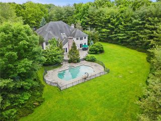 9 Lincoln Woods, Purchase, NY 10577