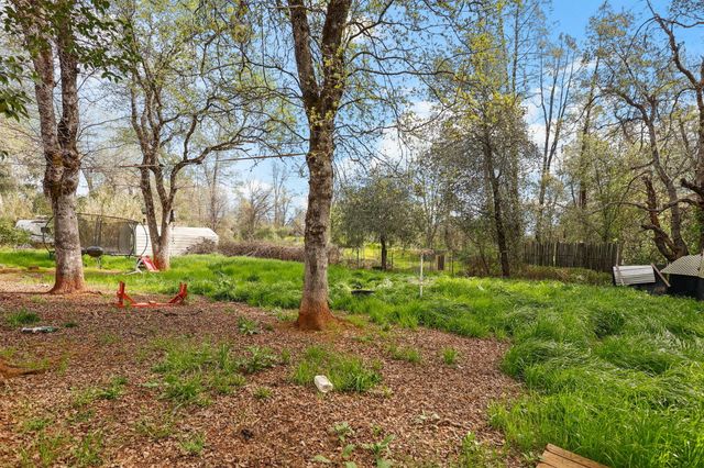 1800 Jason Way, Redding, CA 96003