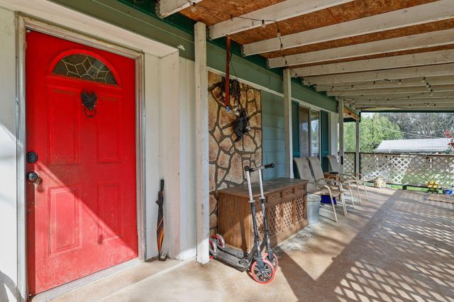 1800 Jason Way, Redding, CA 96003