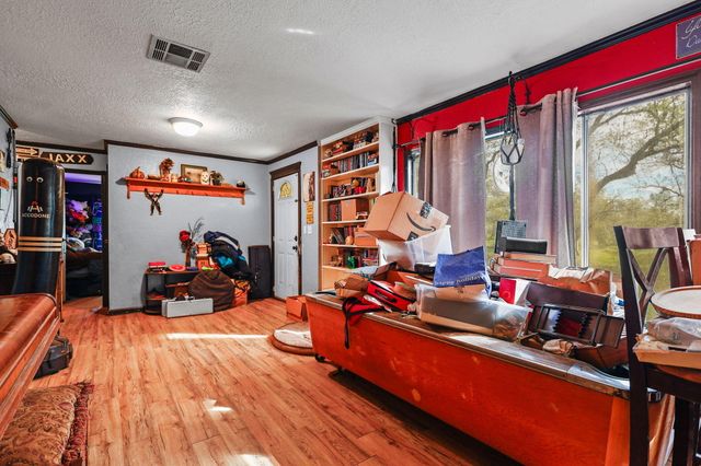 1800 Jason Way, Redding, CA 96003