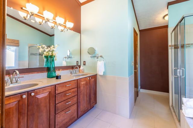 7199 Achill Drive, Dublin, OH 43017