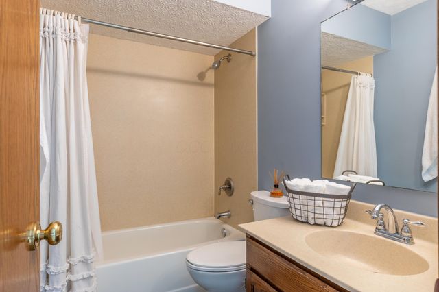 7199 Achill Drive, Dublin, OH 43017