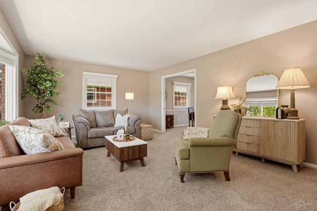 4338 S Wayside Drive, Saginaw Twp, MI 48603
