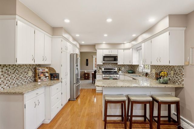 4338 S Wayside Drive, Saginaw Twp, MI 48603