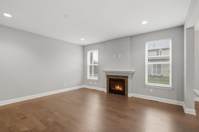 18147 Glassfern Lane, Lakeville, MN 55044