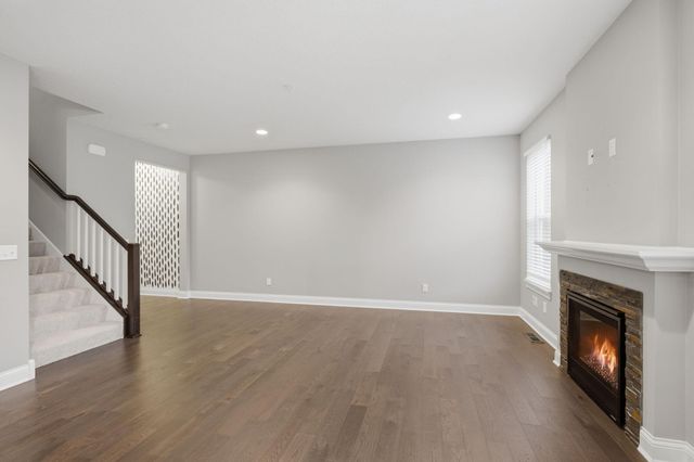 18147 Glassfern Lane, Lakeville, MN 55044