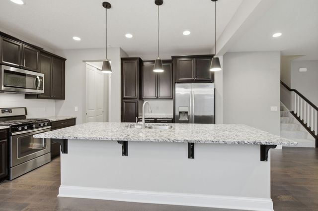 18147 Glassfern Lane, Lakeville, MN 55044