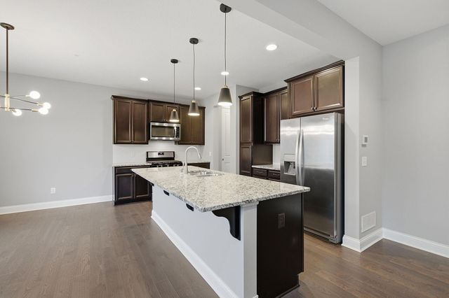 18147 Glassfern Lane, Lakeville, MN 55044