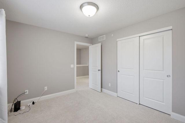 18147 Glassfern Lane, Lakeville, MN 55044