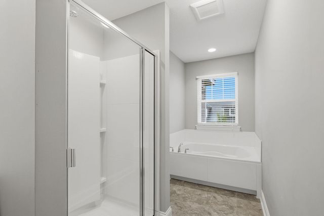18147 Glassfern Lane, Lakeville, MN 55044
