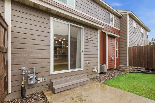 18147 Glassfern Lane, Lakeville, MN 55044