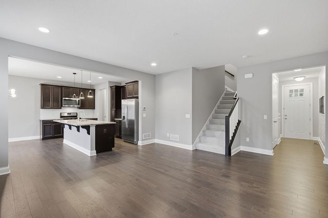 18147 Glassfern Lane, Lakeville, MN 55044