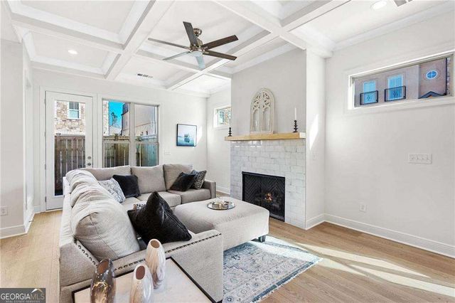 110 Via Roma, Woodstock, GA 30188