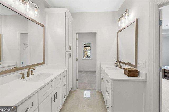 110 Via Roma, Woodstock, GA 30188